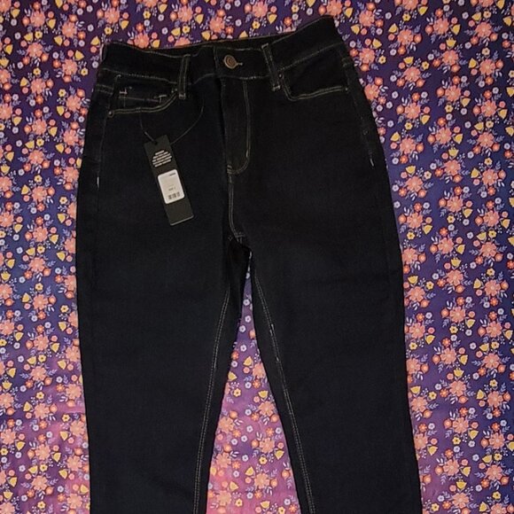 Dark Wash Skinny Jeans NWT - Picture 11 of 12